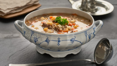 terrine med byggrynssuppe